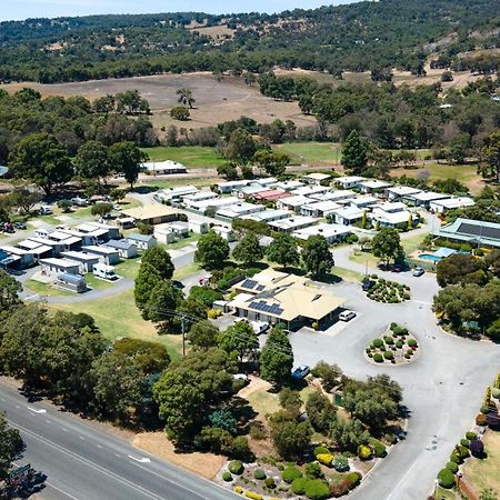 Tasman Holiday Parks - Serpentine Falls Bagian luar foto