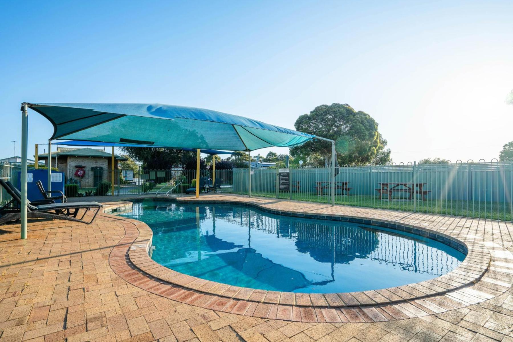 Tasman Holiday Parks - Serpentine Falls Bagian luar foto