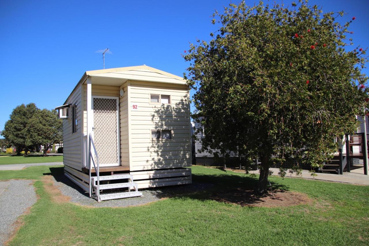 Tasman Holiday Parks - Serpentine Falls Bagian luar foto
