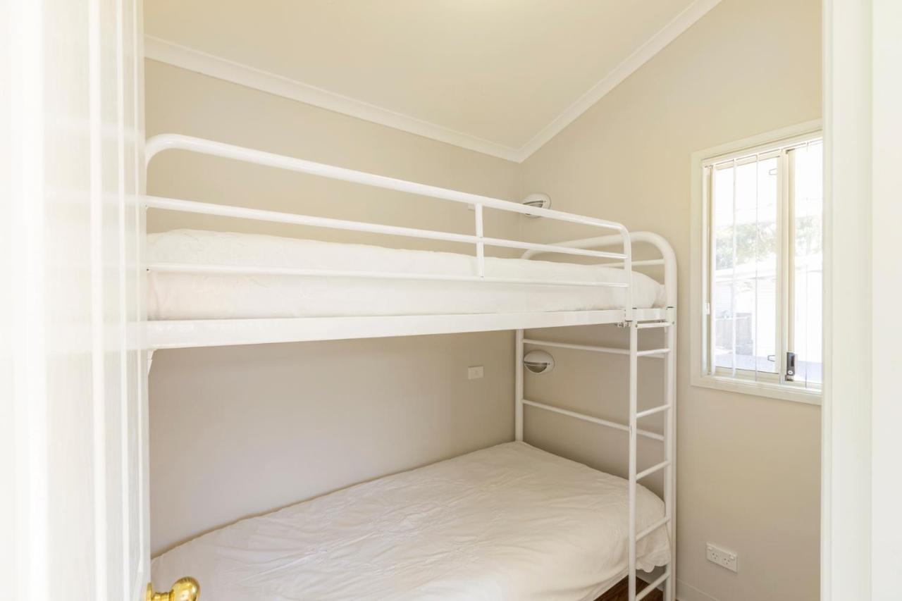 Tasman Holiday Parks - Serpentine Falls Bagian luar foto
