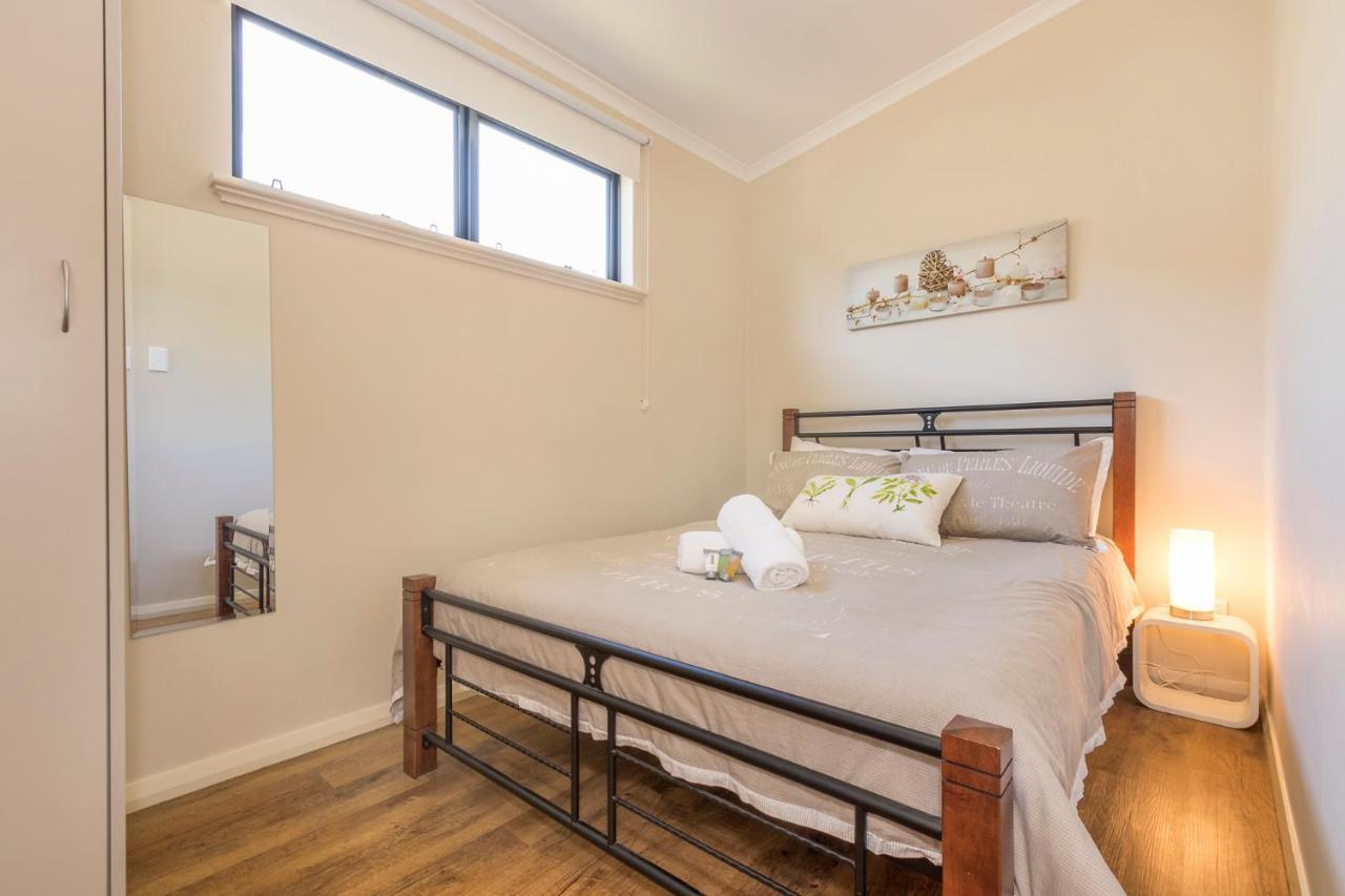 Tasman Holiday Parks - Serpentine Falls Bagian luar foto
