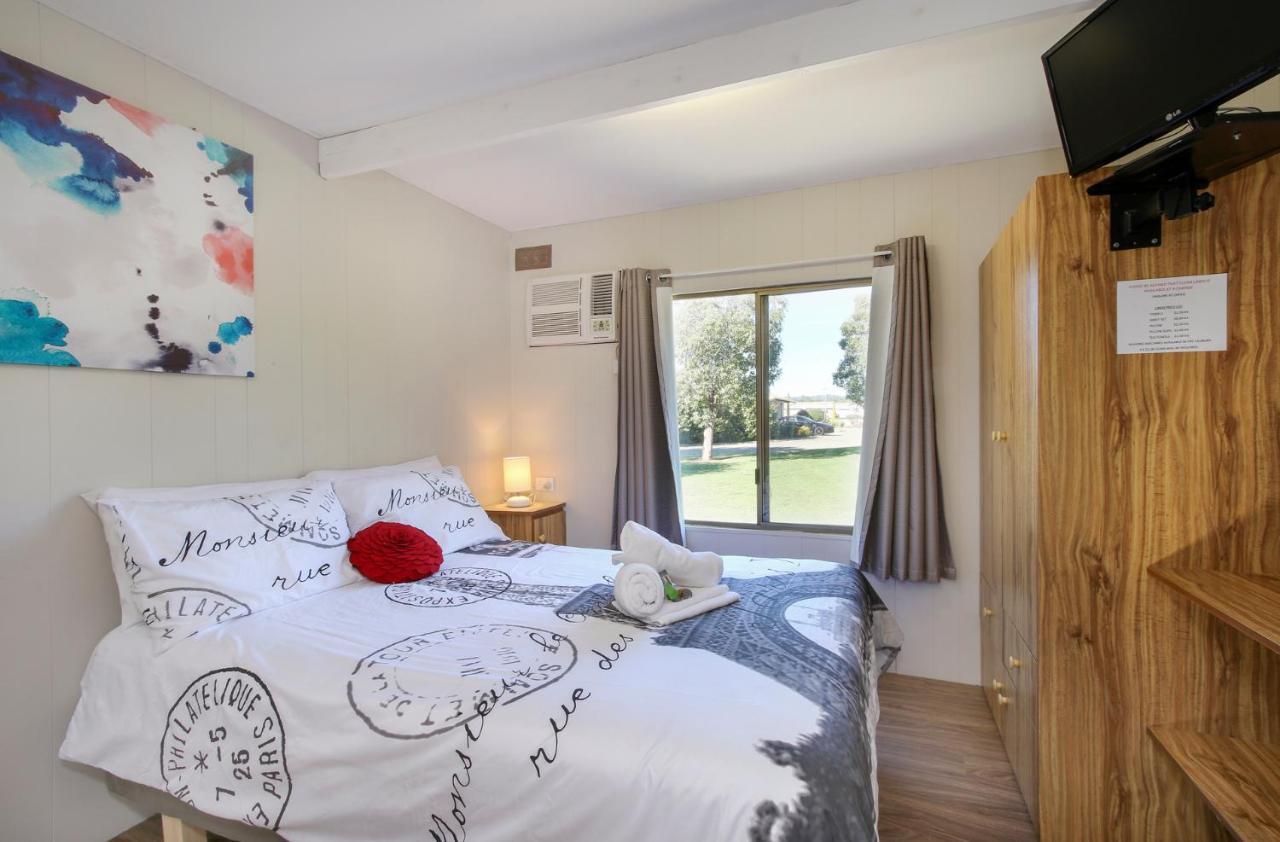 Tasman Holiday Parks - Serpentine Falls Bagian luar foto